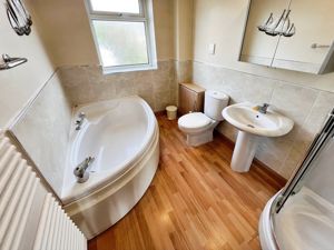 En suite- click for photo gallery